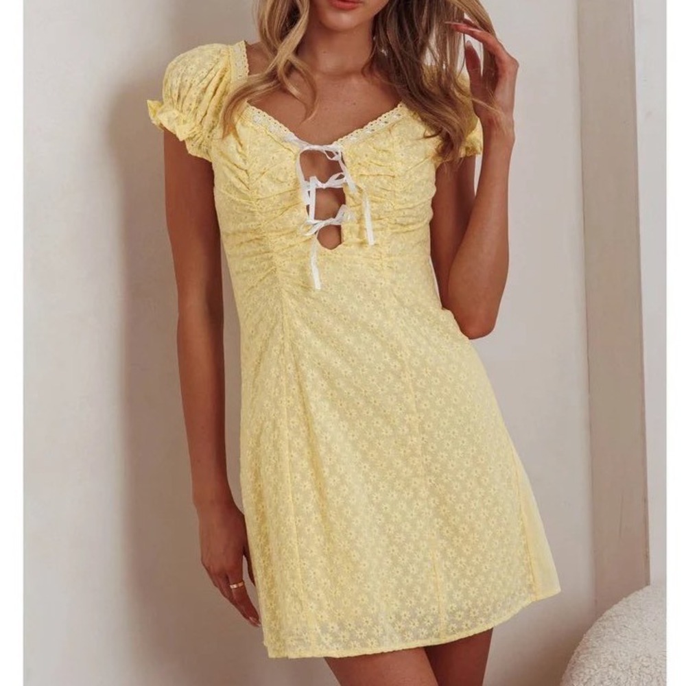 Indikah Sunflower Mini Dress Lemon Yellow Eyelet Lace Up Cottagecore Small nn